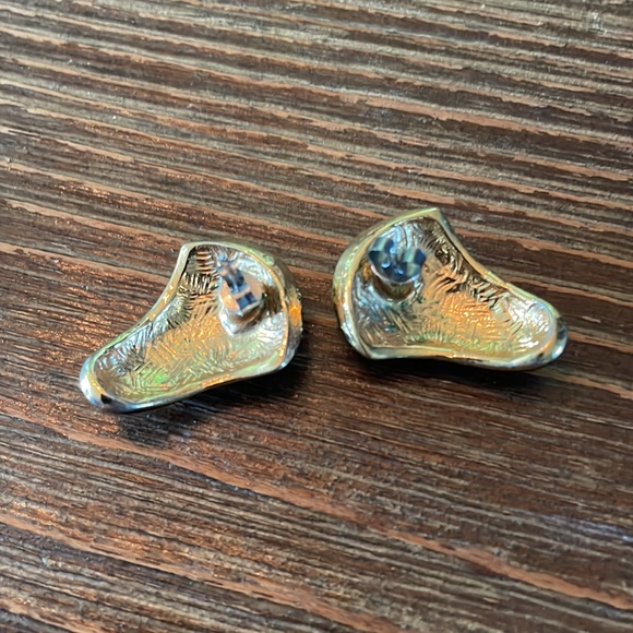 NWOT Costume earrings Barbie style! - Picture 2 of 3